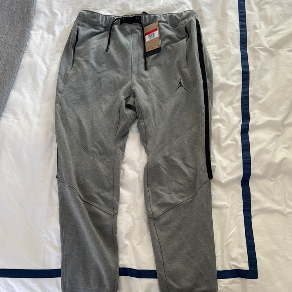 Jordan Men's Grey Jogger Pants